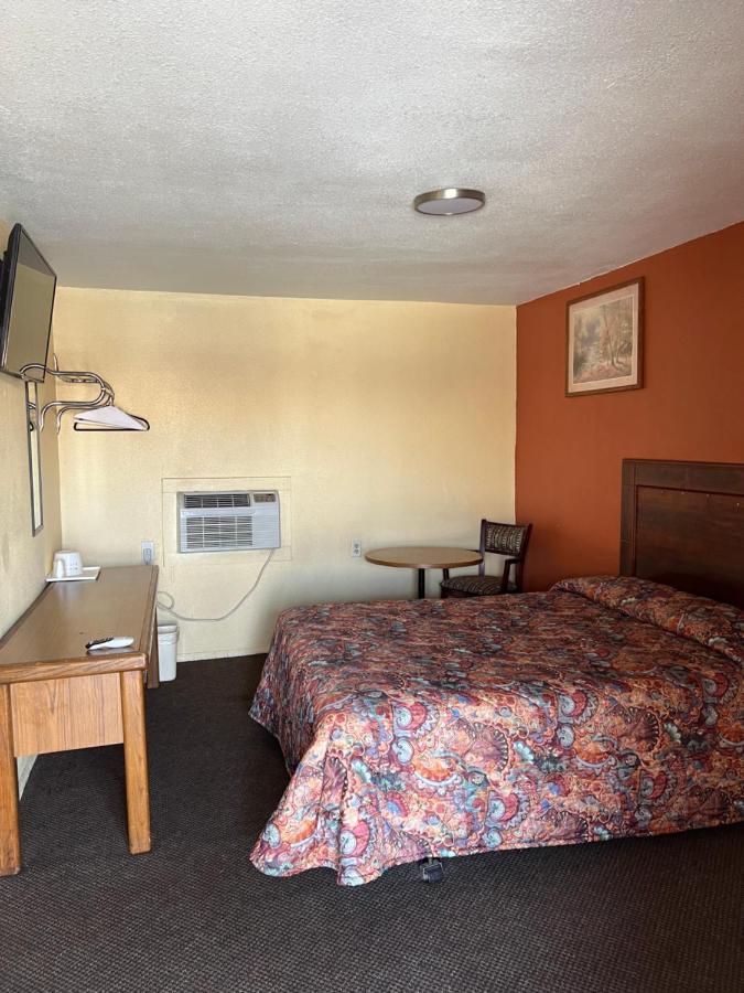 Economy Inn 敖德萨 外观 照片