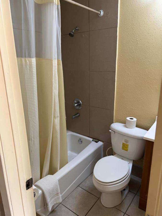 Economy Inn 敖德萨 外观 照片