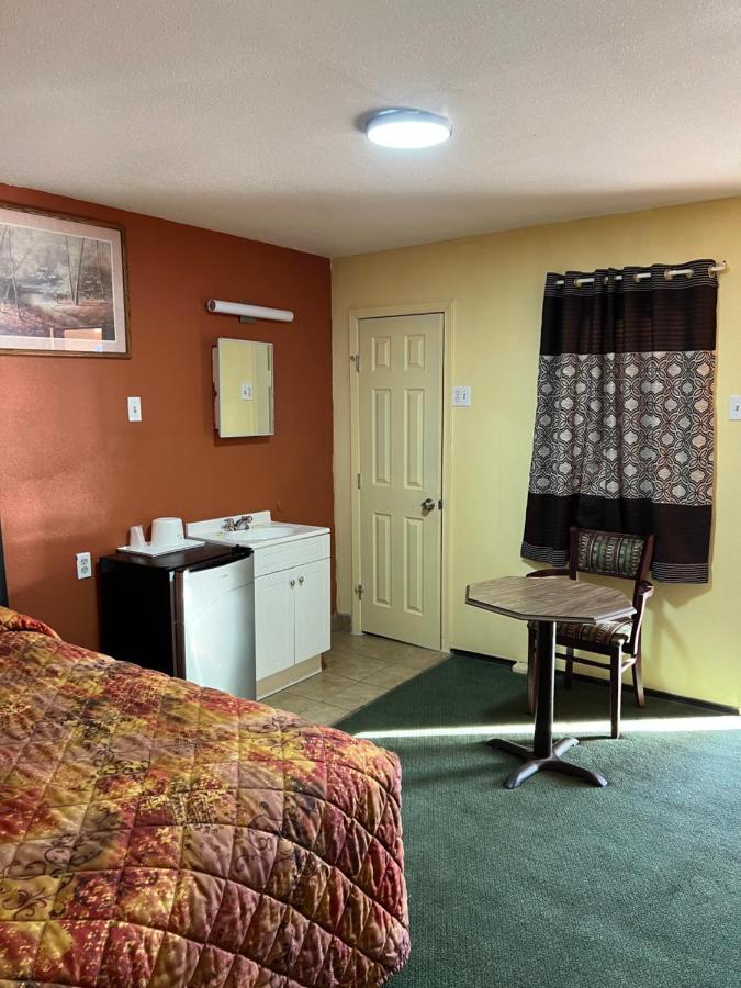 Economy Inn 敖德萨 外观 照片